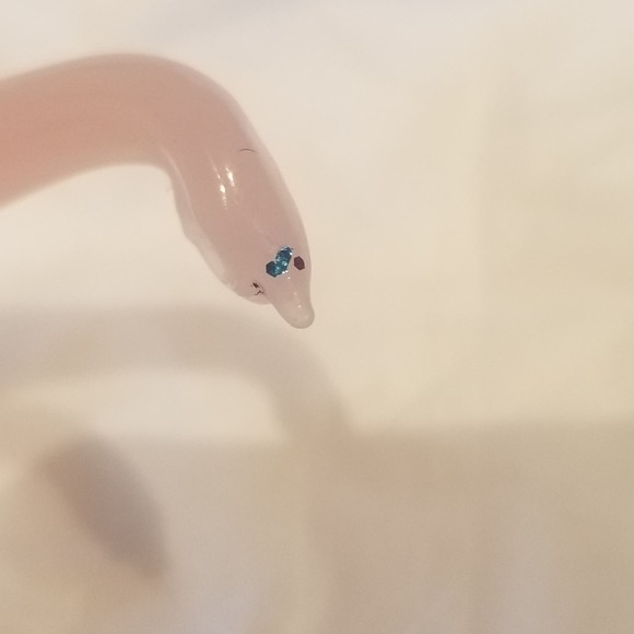 Vintage 80's Pink Marble Glass Mini Elephant - Picture 4 of 10